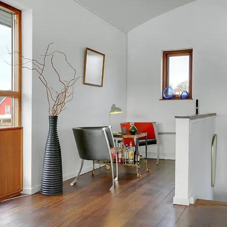 Merkur Båthotell 5*